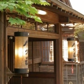 株式会社八ツ三館