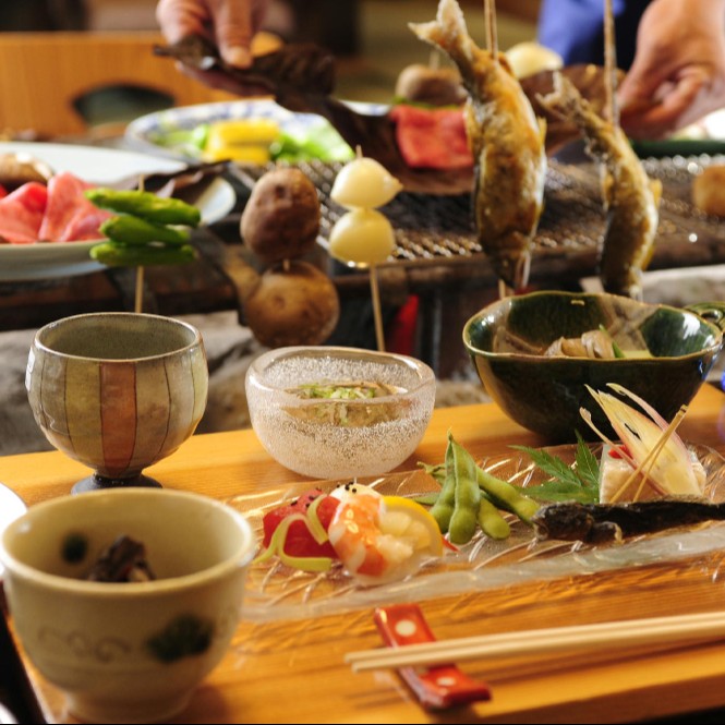 【日本秘湯を守る会の宿】まったりにごり湯&とびっきり美味しい&自然がいっぱい湯快な肘折温泉のお宿でおてつたび