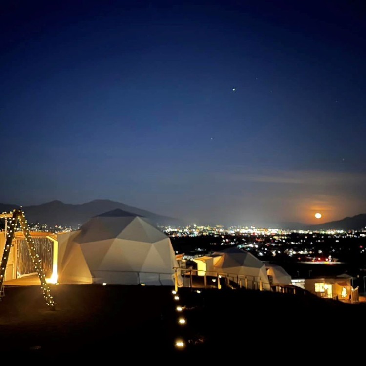 【夏休み】★接客や信州好きな方大歓迎★ 満天の星空を眺められるラグジュアリーグランピング施設でおてつたび！（チェックイン/配膳下膳/客室清掃など）