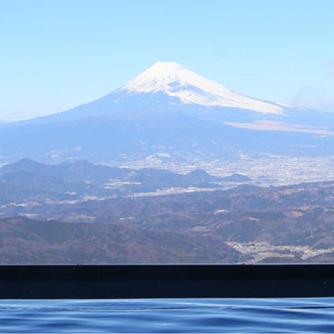 【富士山と満天の星空を望む天空リゾート✨】バストイレ付の完全個室で快適滞在♪朝夕の洗い場のお手伝い【現地で交通手段を確保できる方推奨】