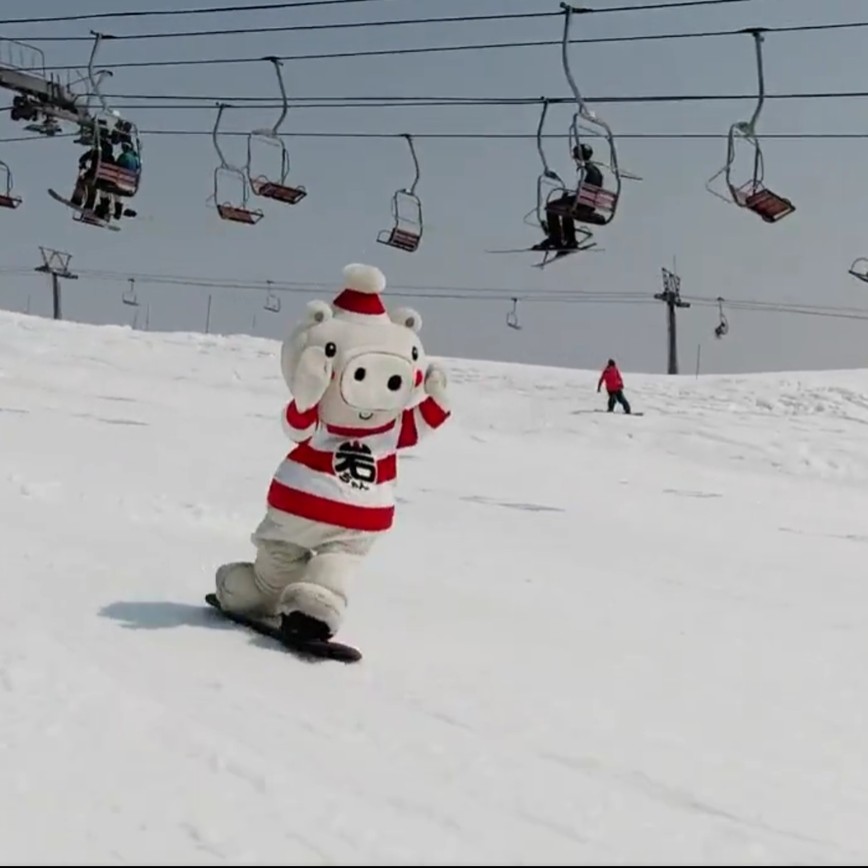 【リフト係】ナイターまで滑れる岩原スキー場で働きませんか？おひとりでのご応募はもちろん、カップル・友人同士歓迎！東京駅から1.5時間【公共交通機関でお越しいただける方限定】