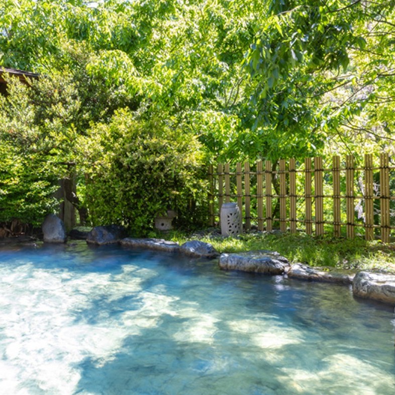 ♨️【群馬・老神温泉】尾瀬を望む源泉掛け流しの宿でおてつたび✨ 里山の隠れ宿で接客のお手伝い