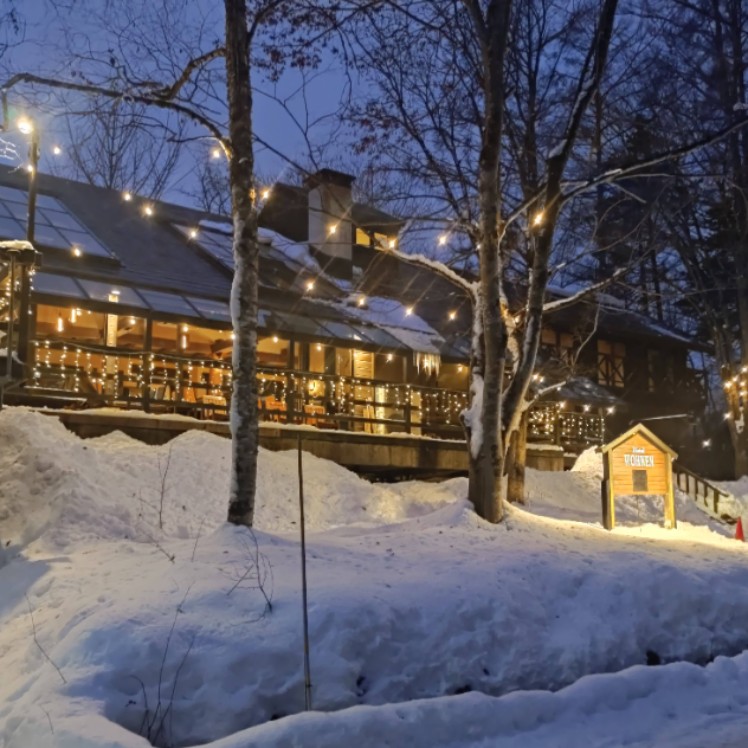 冬の白馬で、特別な"おてつたび"をしませんか? 🛷 雪景色に囲まれたホテルでの滞在型お手伝いスタッフを募集しています。