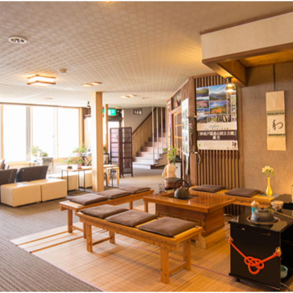 山のふもとで、深呼吸をする　ー温泉と自然に癒される、妙高の湯宿でのおてつたびー