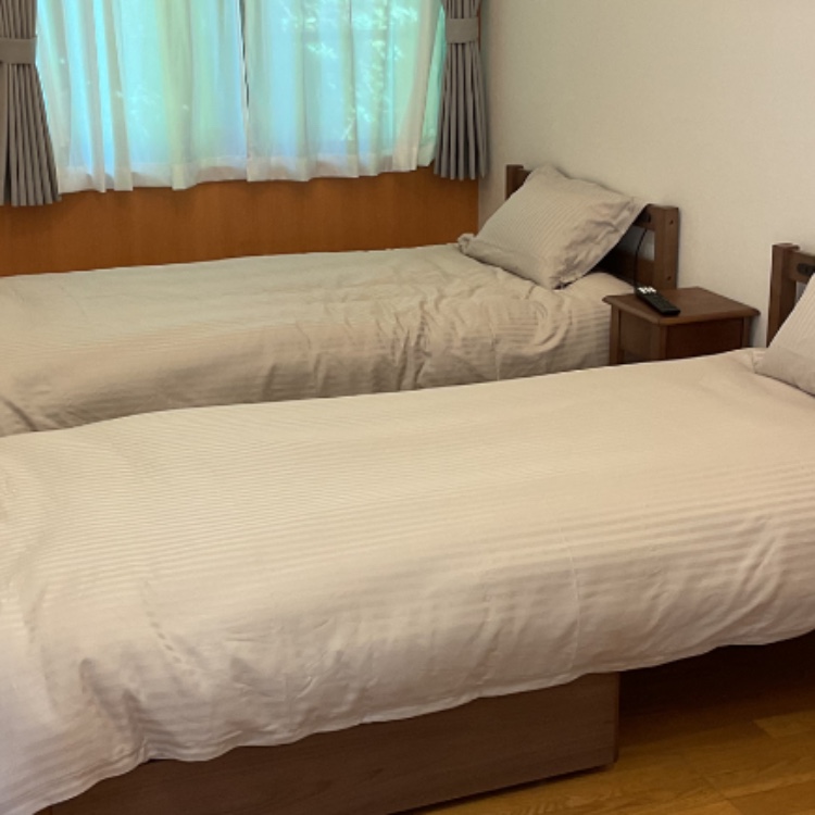 【勤務時間短め！遊ぶ時間たっぷり】伊豆で働く方のための『トオタリヒルズ』を拠点に、世界が憧れる絶景のゴルフ場があるホテルで働いてみませんか？【自家用車で来れる、ご夫婦カップルの方おススメ！】