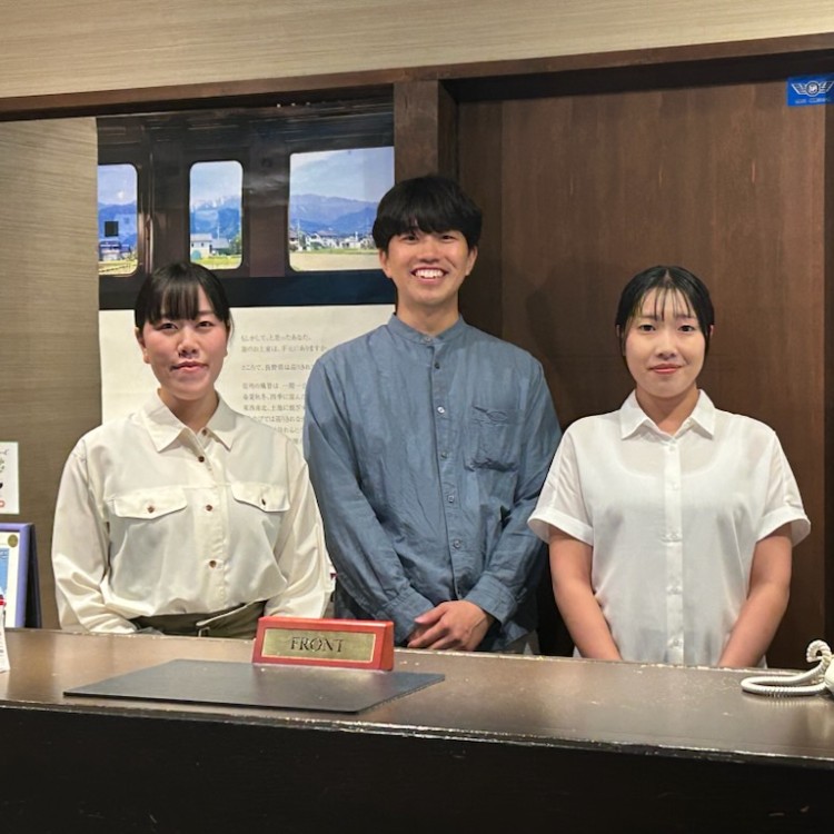 安曇野の自然豊かな中に佇む温泉旅館山彦。四季を感じながら温泉につかり時には月や星を眺めながら至福の時間を過ごしてみませんか？