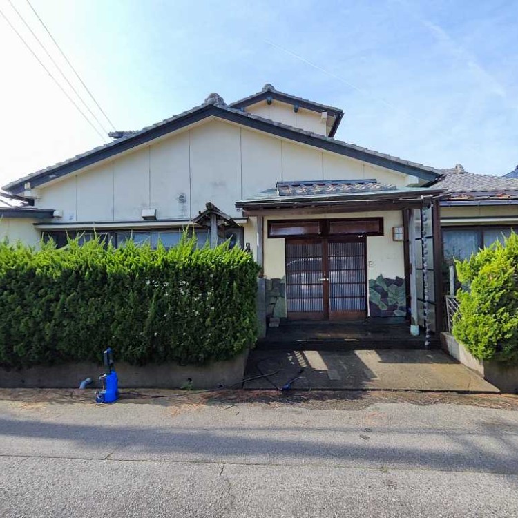 【デザインが得意な方歓迎】ゲストハウス開業準備に向けた簡単なお手伝いと、地域の魅力をSNS発信をお願いしたいです。富山観光もぜひ楽しんでください