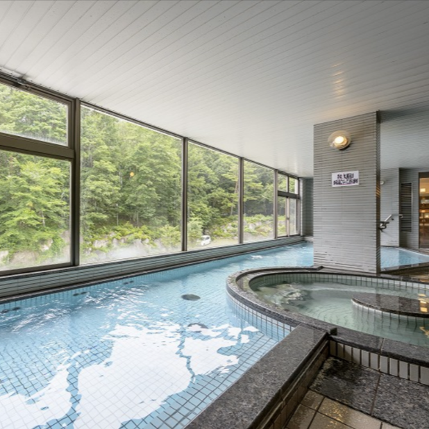 北志賀高原｜青空と木々の色彩に彩られた高原リゾートで季節ごとに異なる表情をおてつたびで楽しみませんか？