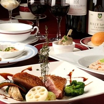 山中湖 | 受賞歴を持つ森の中のフレンチレストラン🌲家族営むアットホームなペンションで、フロント・配膳・清掃のおてつたび🏔