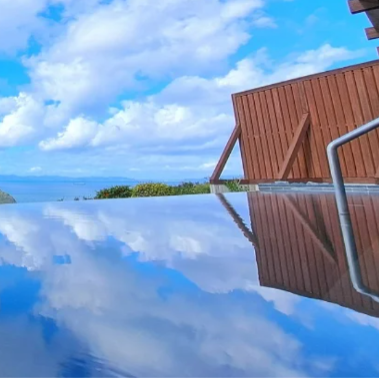 【和歌山県】SNSでバズッた噂の朝食！「忘れられない朝ごはん」紀淡海峡に浮かぶ島々を一望する絶景夕日の宿で配膳のお手伝いをお願いします！