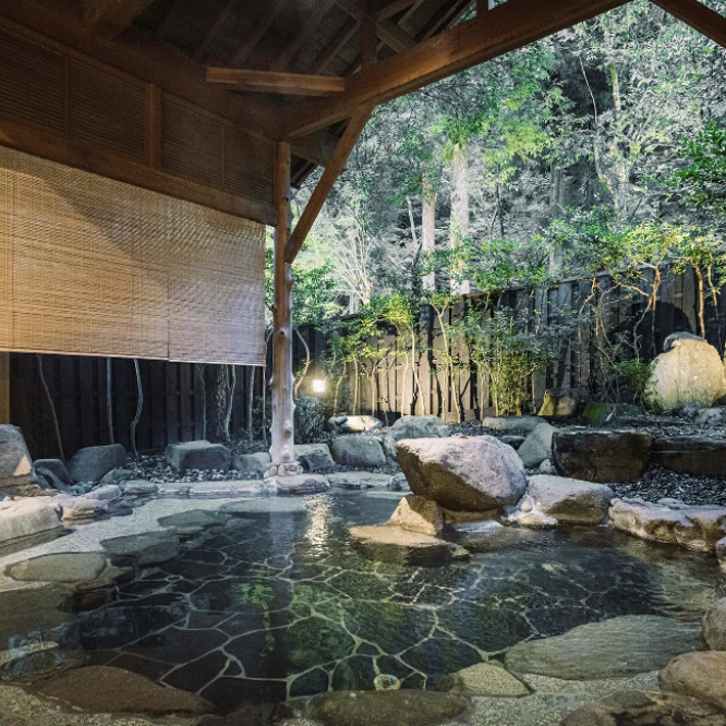 【接客経験ある方歓迎！！】浴衣のまま、外湯へ。大正モダンにときめく城崎の夜。「城崎温泉 深山」で、接客・清掃をまるっと体験するおてつたび ♨️