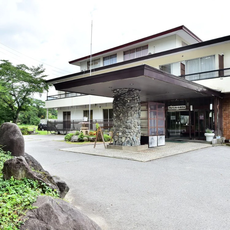 🏔️信州の旬を届ける調理補助募集！女将さんの味を支え、絶品まかないと温泉に癒やされる旅♨️