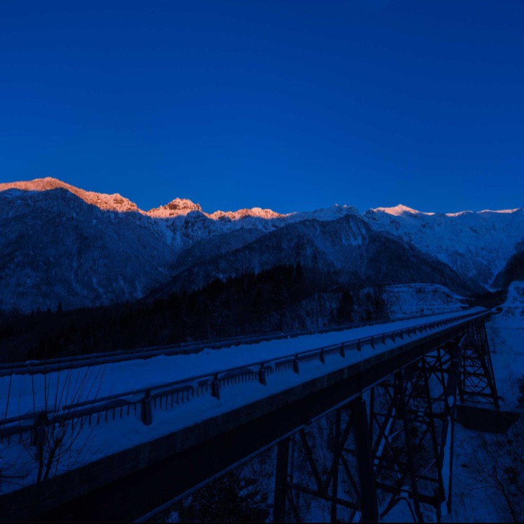 冬の奥飛騨温泉郷でお手伝い。休日には中尾かまくらまつりにも参加可能