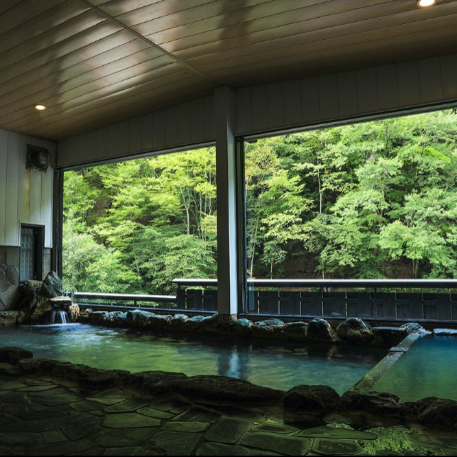 【日本秘湯を守る会】湯元山塩館　自然に囲まれた温泉旅館でおてつたび！配膳・下膳、掃除をお願いします。