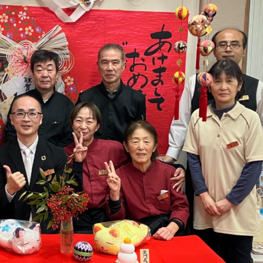 白鷹町スキー場でのレストラン(調理補助)及びホテルでのレストラン、宴会補助の募集!