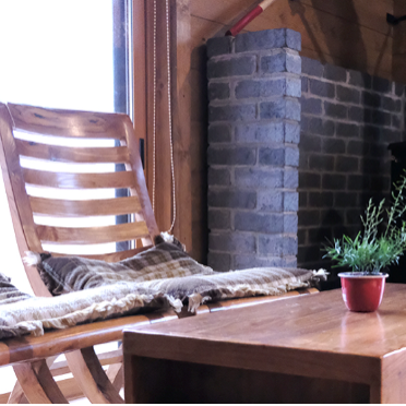 いつかの選択肢を、ここで見つける。― 暮らすように働きながら、この町のあたたかさに触れる滞在へ ―