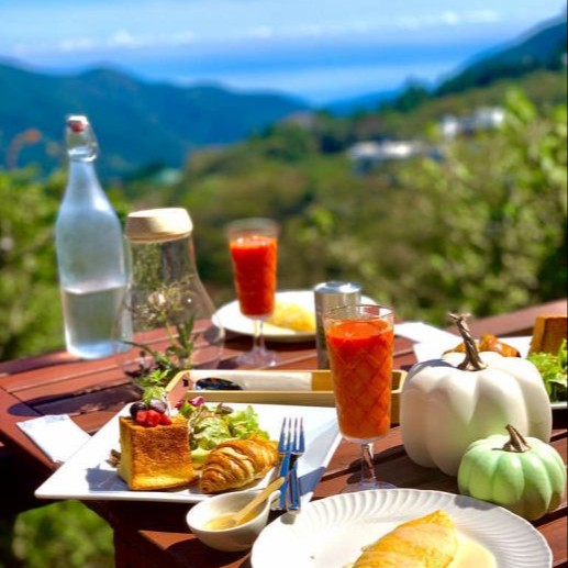 キャンセルが出た為、再募集❗️お断りした方も魅力的な方いました。もう一度ご応募ください。箱根・強羅 | 早雲山の高台にある小さなホテルでおてつたび。一日5時間程度のお仕事です。空き時間は周辺観光をお楽しみください🌸お待ちしております！！