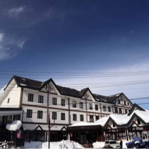 【長野県】まかない🍚有！髪型髪色自由！リフト券手当あり！レンタル無料！スキー場はナイター営業してます！目の前にスキー場があるホテルでおてつだびしませんか？