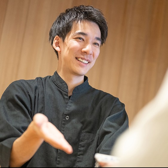 夏休み11日間のおてつたび【レストランサービス】支配人が30代のカジュアルな温泉旅館☆出雲大社観光も