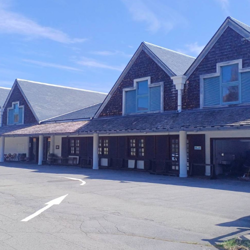 春の八ヶ岳山麓の高原リゾートゴルフ場⛳温泉♨あり、満天の星空☆彡、スイーツいっぱい、自然もいっぱいな環境でアウトドアやスポーツ施設の「おてつたび」してみませんか？スポーツ好き集まれ～