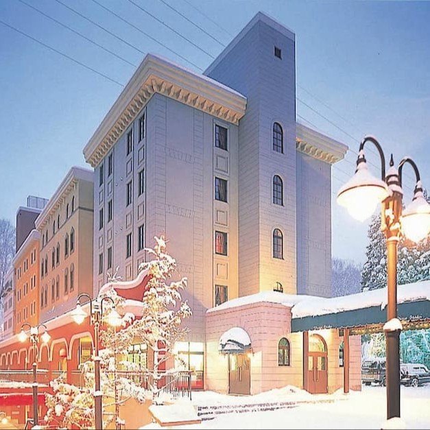 スキーリゾートのホテルで、英語力を活かしたフロントのお仕事｜英語を実務で使ってみたい方、大歓迎！