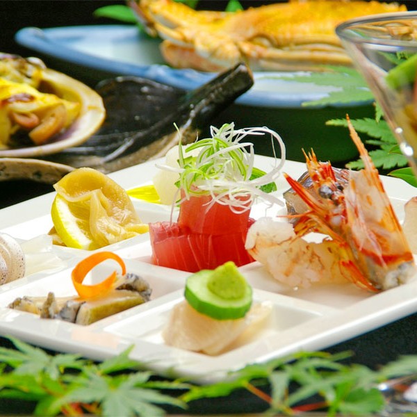 ふぐが自慢の割烹宿でお客様をお出迎え。南知多の会席料理宿「佐宗」で旅館業務全般をお任せ