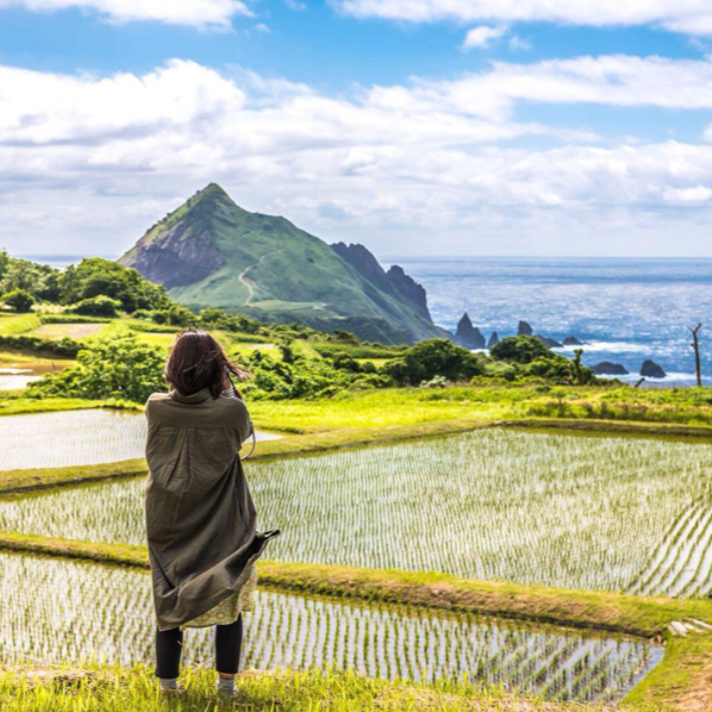 海に囲まれた佐渡で、いつもより少し丁寧な毎日を ― 別館オープンと一緒に始まる、離島での“暮らすように働く”時間🌊 ― 