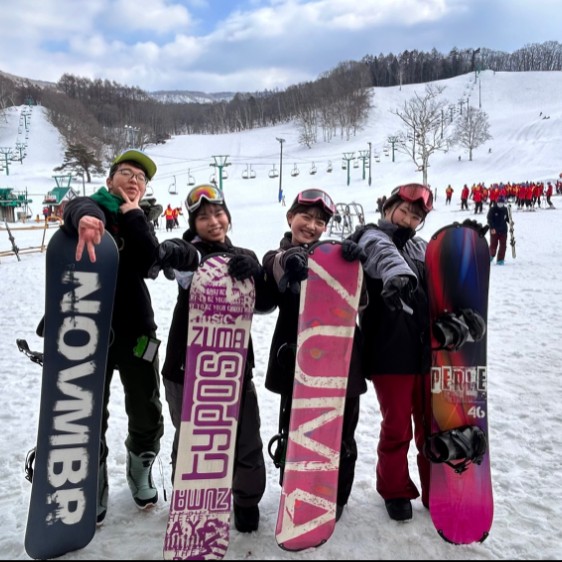 スキー場のある温泉旅館でおてつたび！【学生・20代活躍！×温泉入れます×スキー場レンタルリフト券無料×駅まで送迎あり】