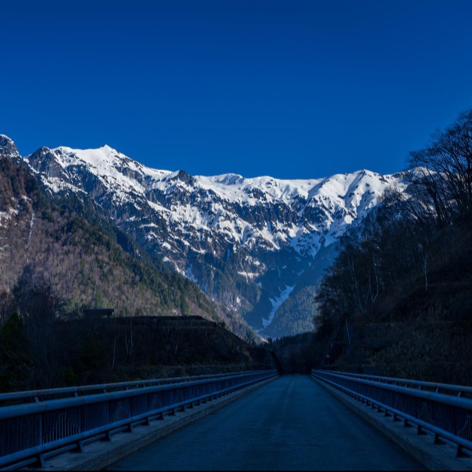 春が訪れる奥飛騨温泉郷で、客室掃除を中心としたお手伝い