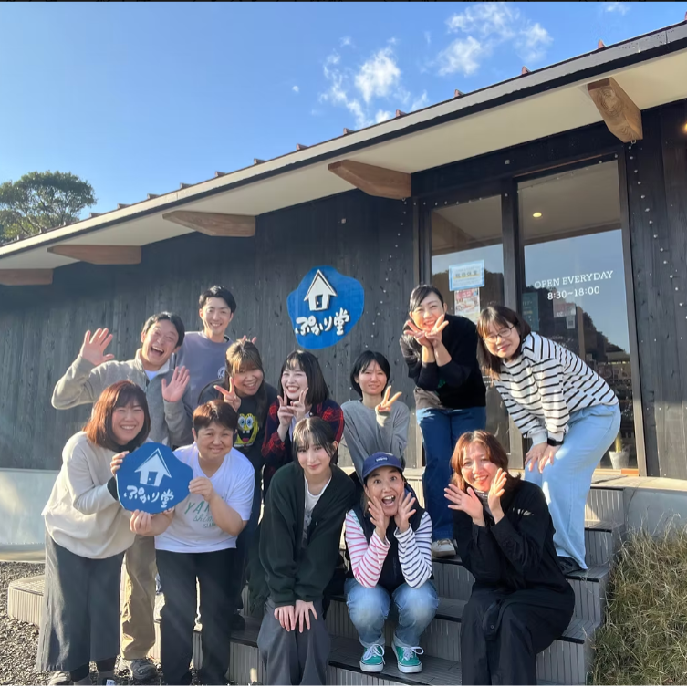 【春の屋久島】旅の笑顔を届けるカフェ・しまなみキッチンのお手伝いをお願いします！