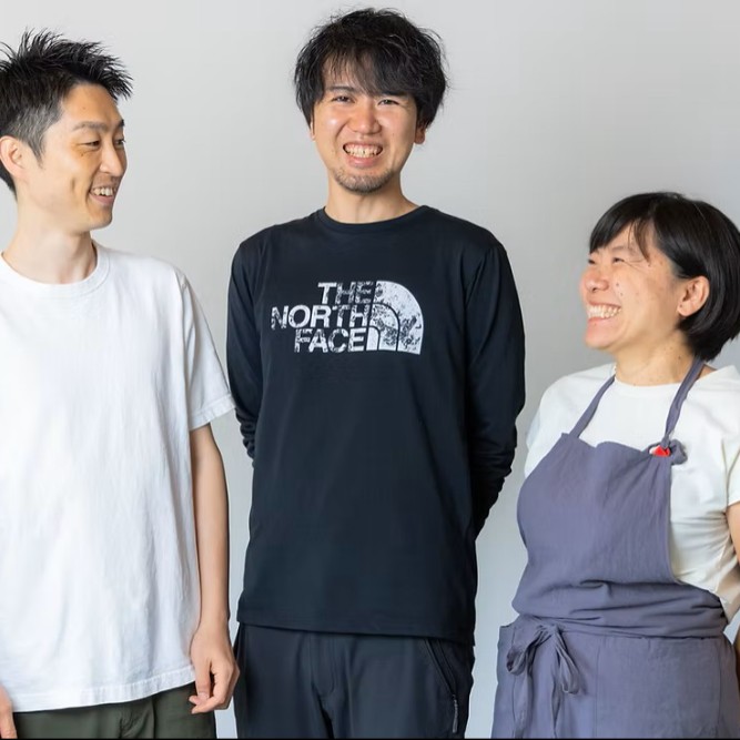 屋久島の美しい自然と建築で暮らし、共にコモンズをつくる仲間を募集します。宿泊業全般とSNS発信などもお願いします！