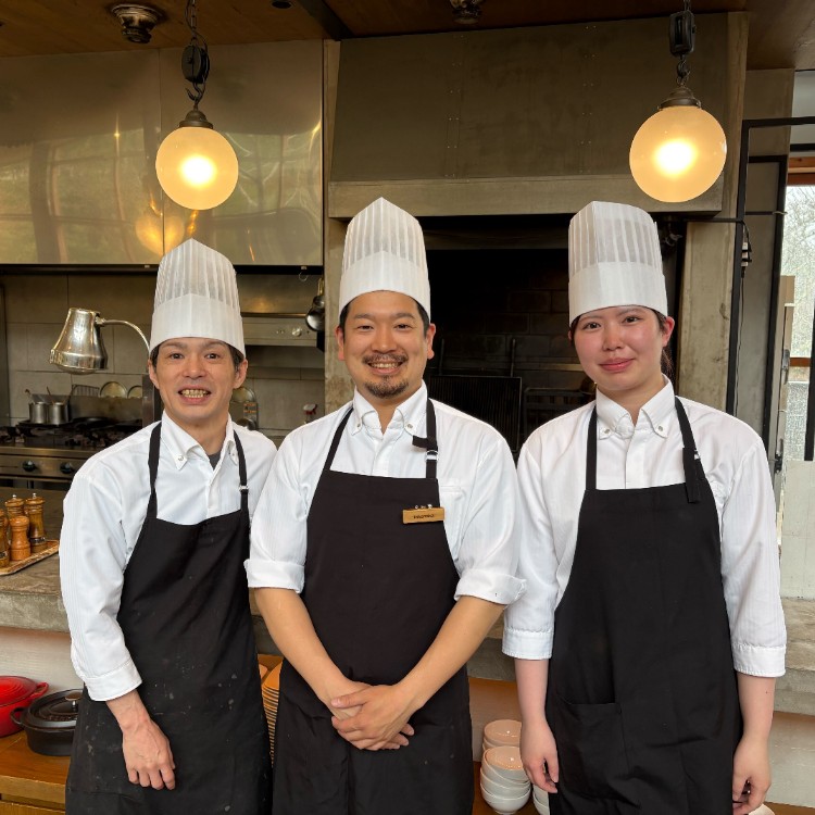 旅するパティシエのためのおてつたび🍰箱根の森 「箱根リトリート före & villa 1/f」で、お客様の甘いひとときを提供してくださるパティシエを募集します【製菓の勤務経験のある方限定】